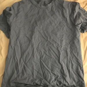 Grey lululemon shirt